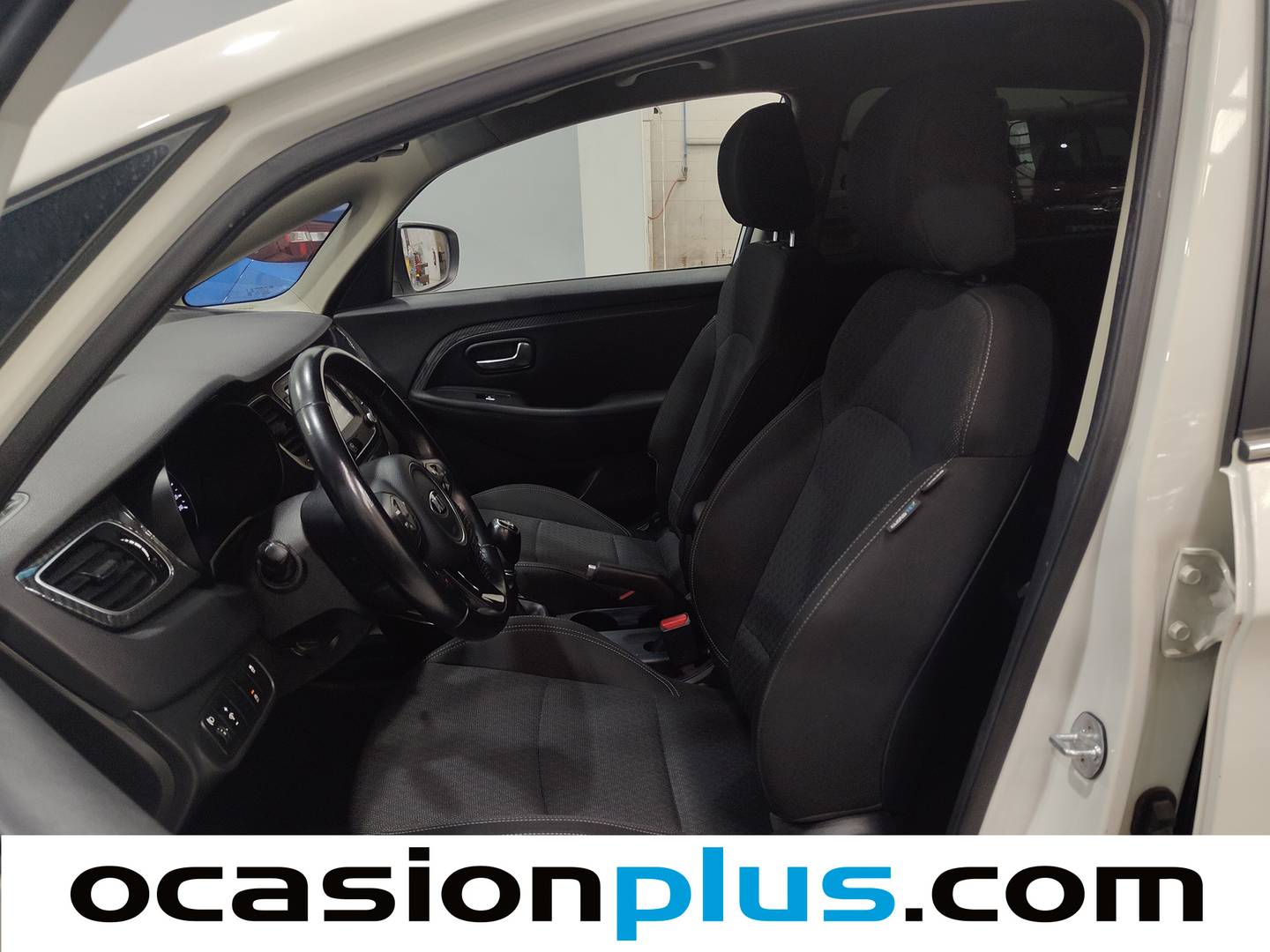Foto asientos delanteros KIA Carens KIA Carens 1.7 CRDi VGT Drive Eco-Dynamics (115 CV)