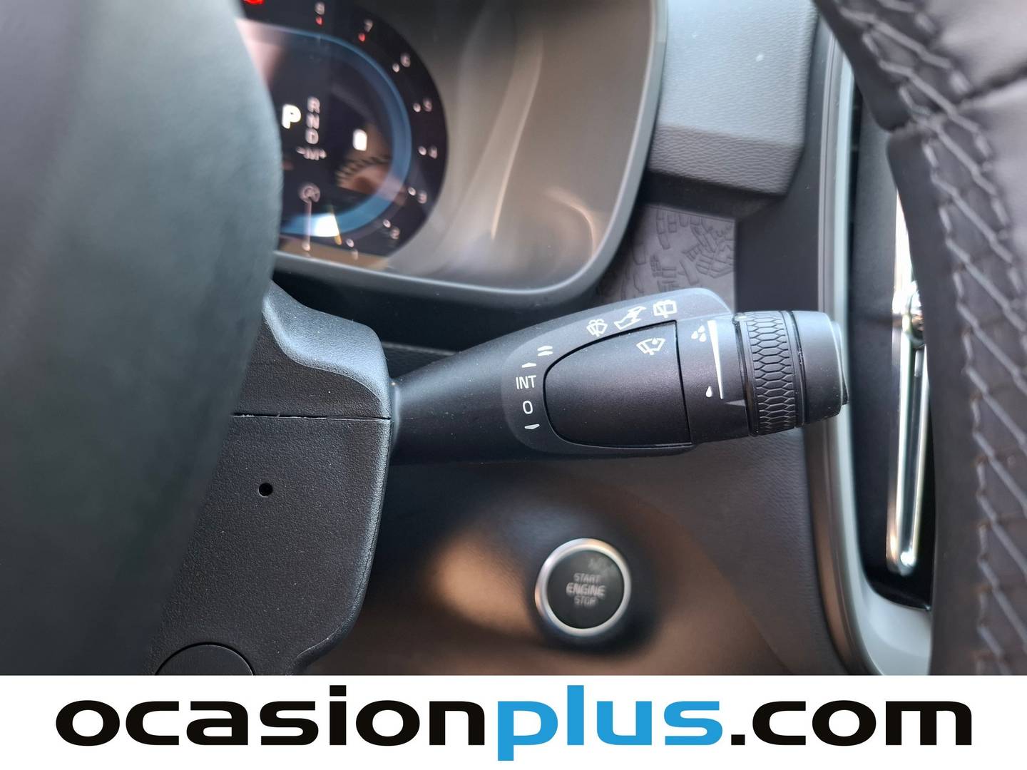 Foto Volvo XC40 Volvo XC40 B3 G Essential Auto (163 CV)