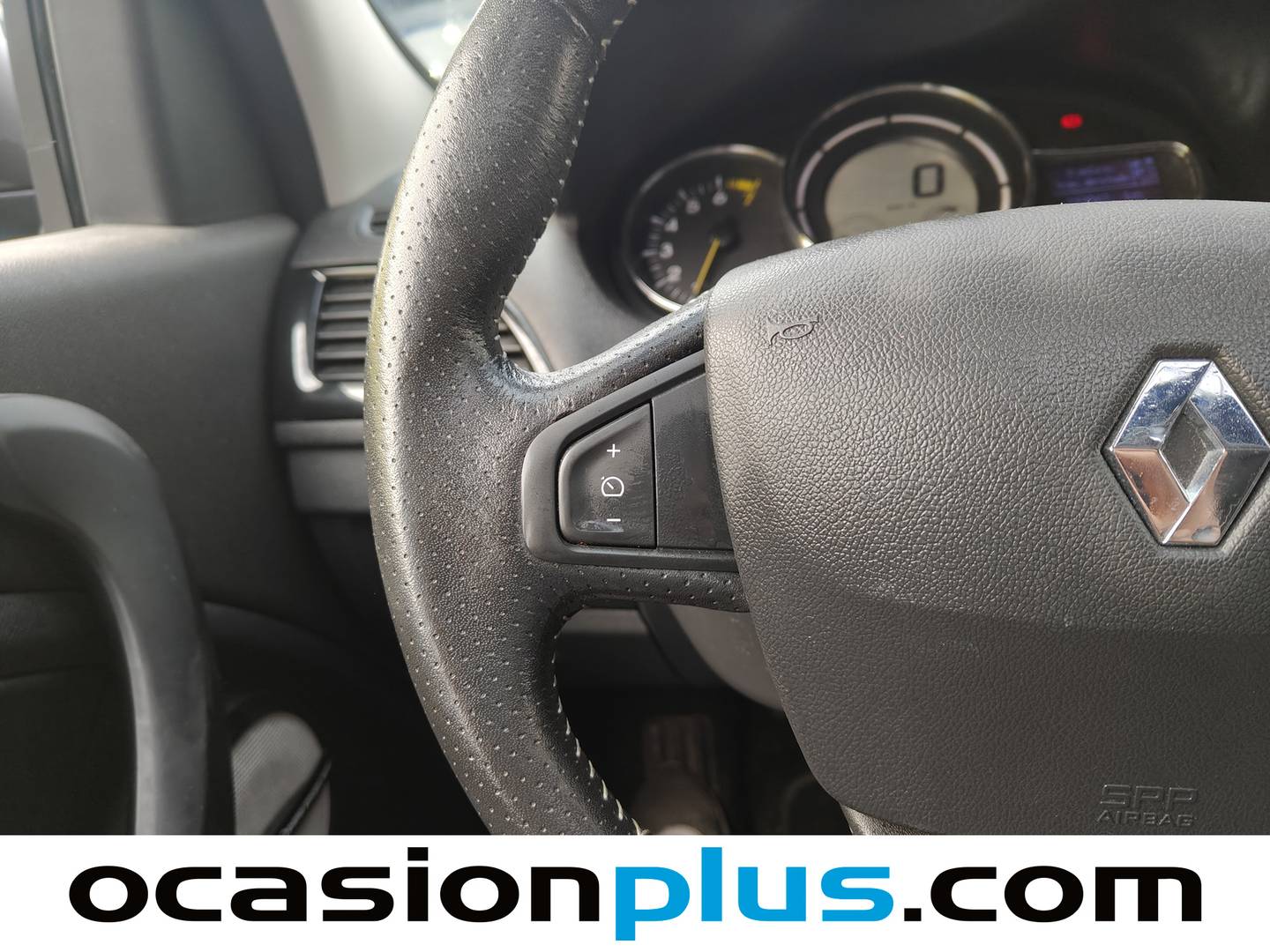 Foto Renault Mégane Renault Megane Sport Tourer Bose TCe (130 CV) EDC