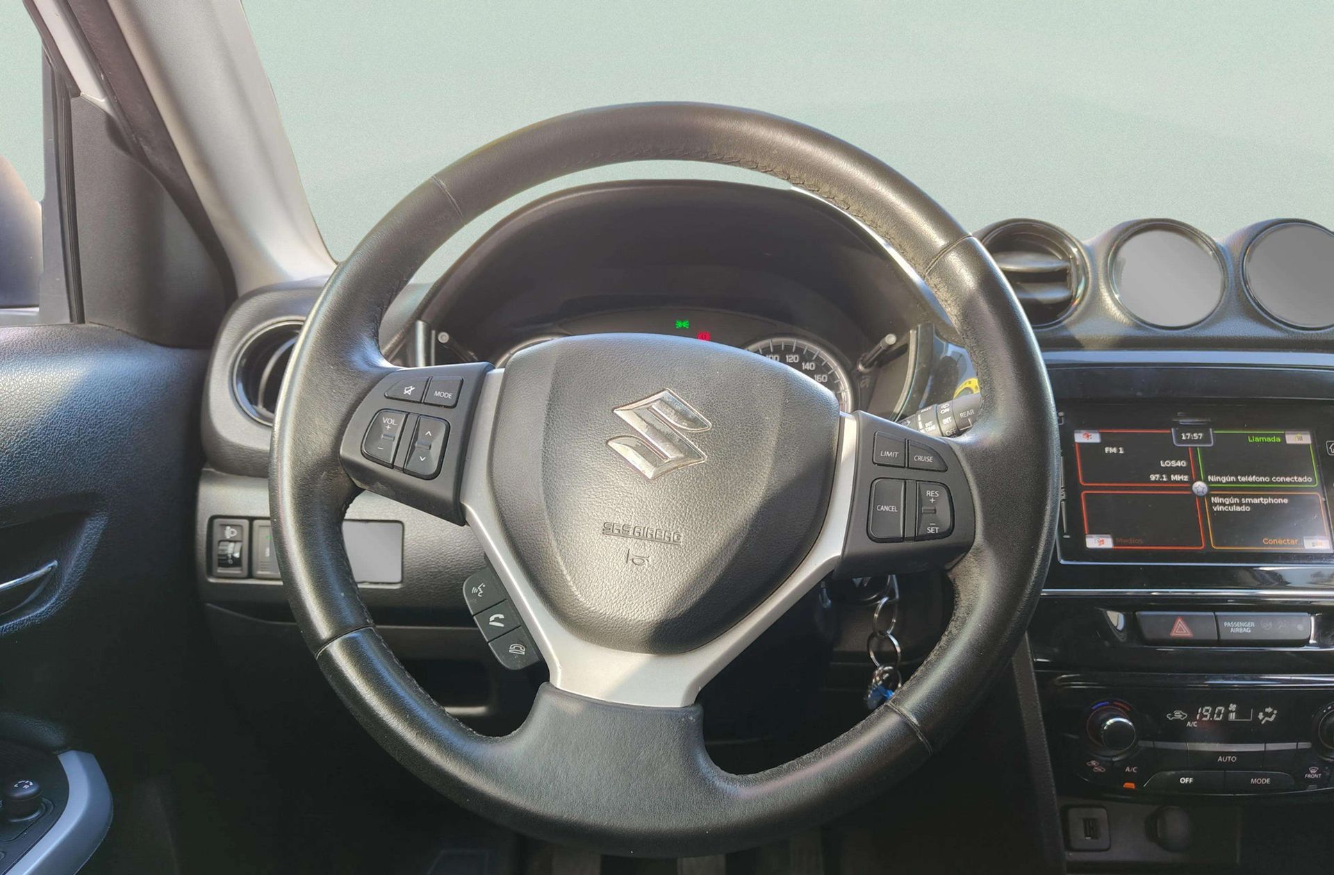 Suzuki Vitara 1.6 Ddis GLE - foto 19