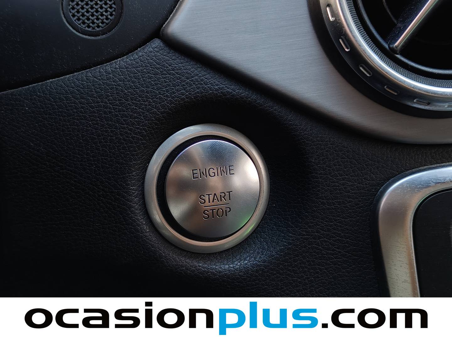 Foto Mercedes GLA Mercedes-Benz GLA 200 d AMG Line (136 CV)