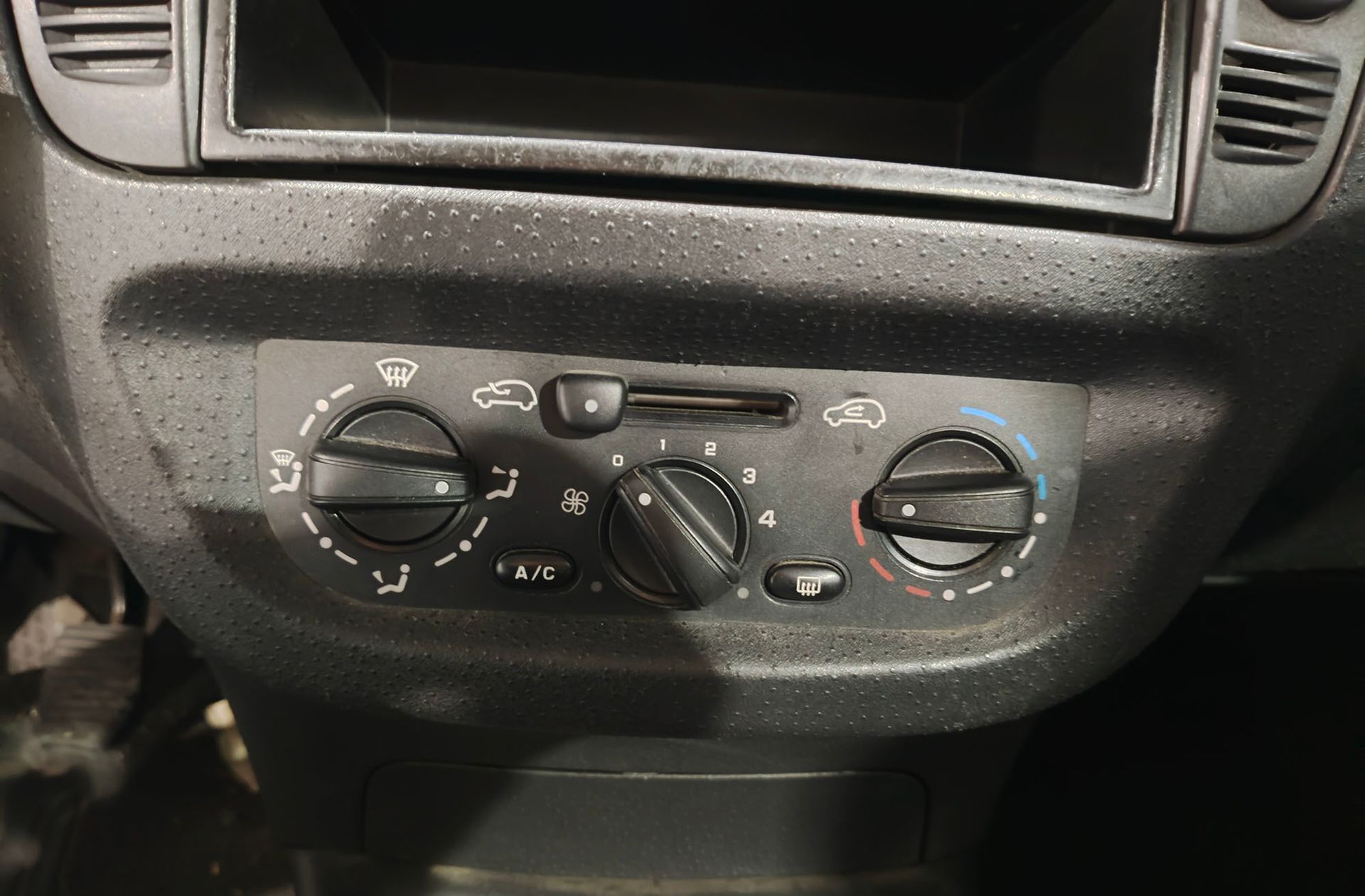 Citroën C3 1.1i Furio - foto 21