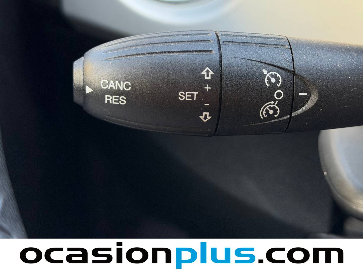 Extras y acabados del Fiat 500 Fiat 500 1.0 Hybrid Connect (70 CV)