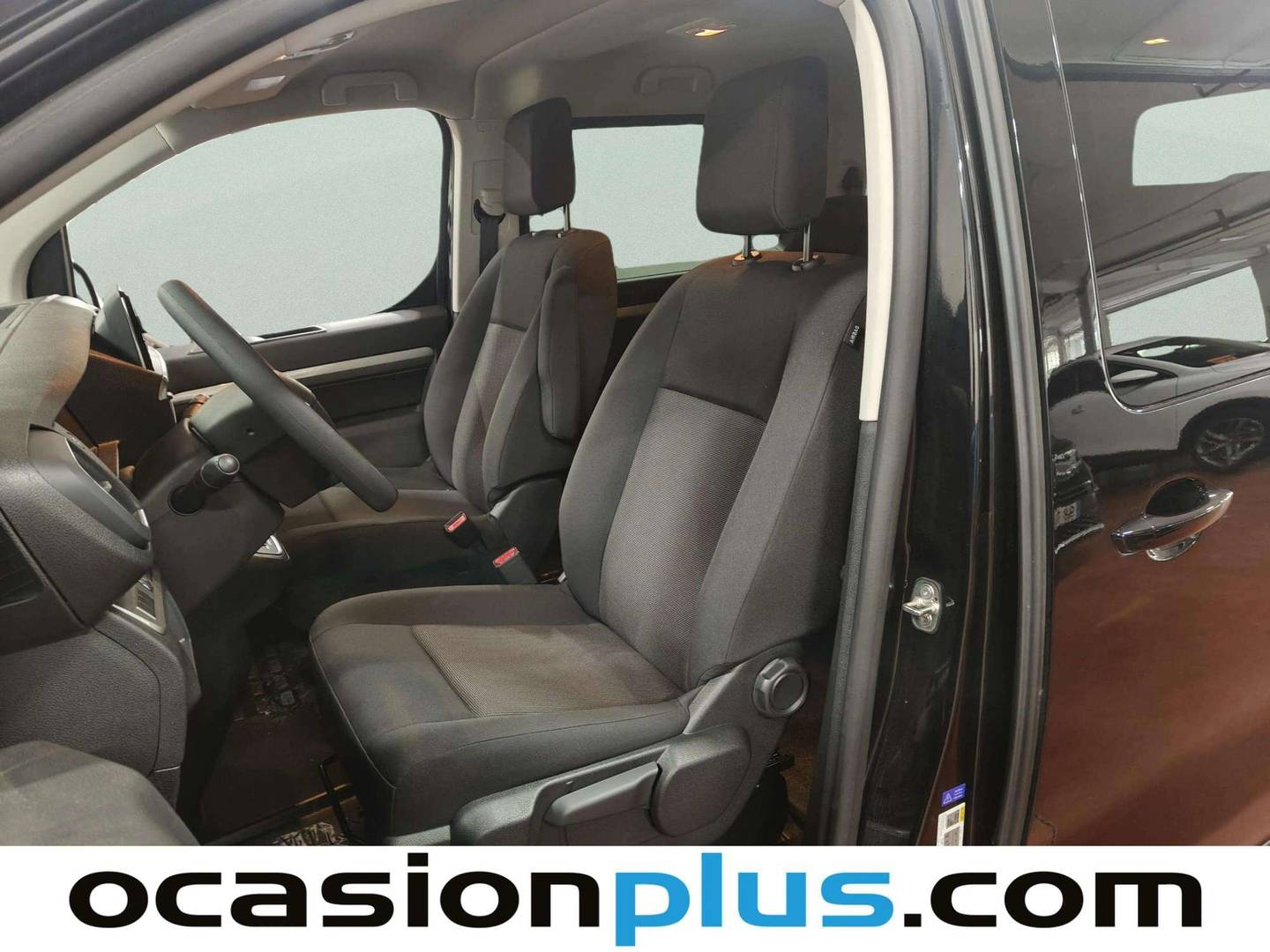 Foto asientos delanteros Fiat Ulysse Fiat Ulysse BlueHDi 180 S&S Talla M AT8 (180 CV) 8 Plazas