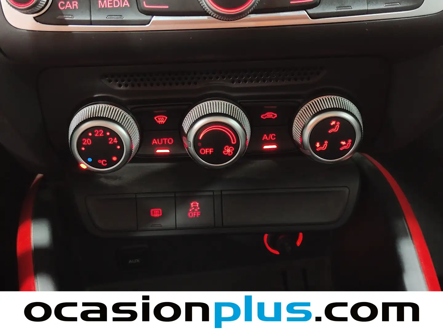 Foto Audi A1 Audi A1 Sportback Active Kit 1.6 TDI (116 CV)