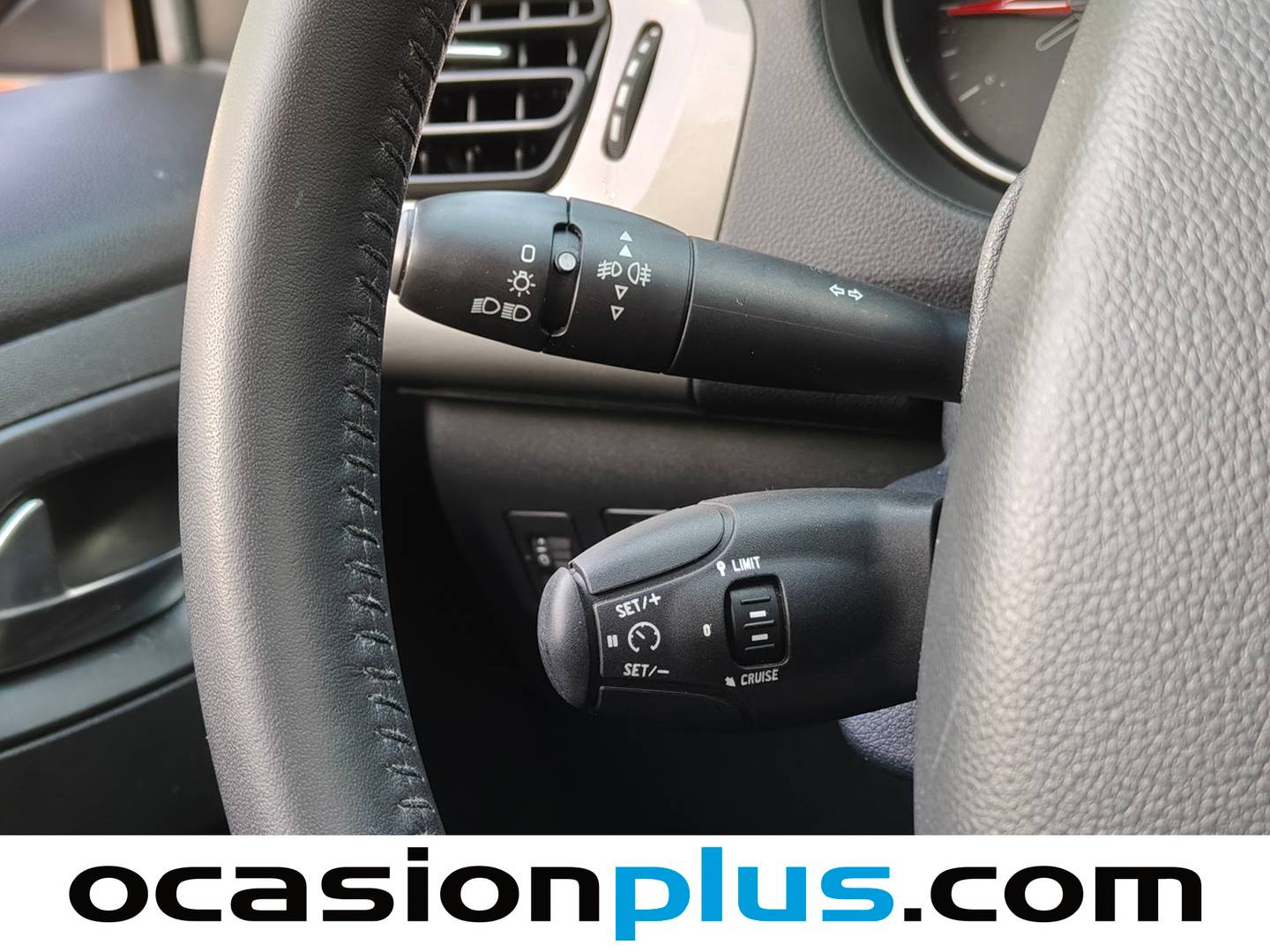 Citroën C-Elysée Citroën C-Elysee PureTech 82 Shine (82 CV) 2018
