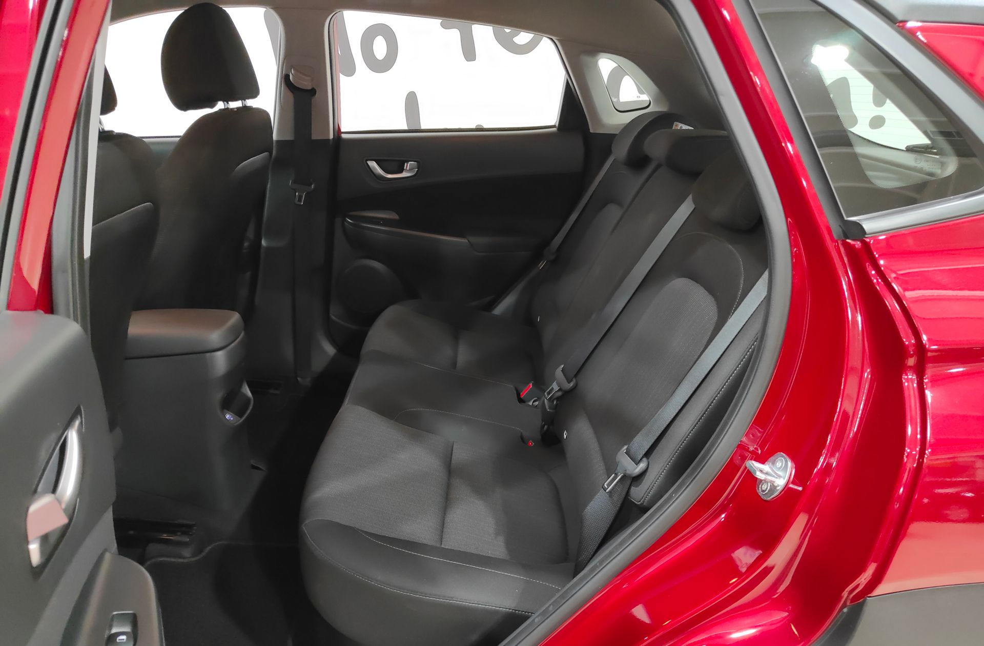 Hyundai Kona 1.6 GDI HEV Maxx DCT - foto 11
