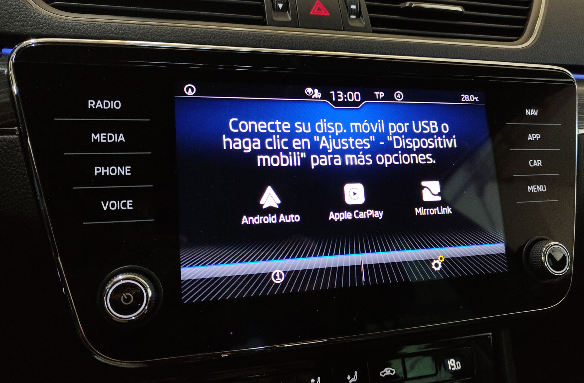 Škoda Superb 1.5 TSI Style DSG - foto 8
