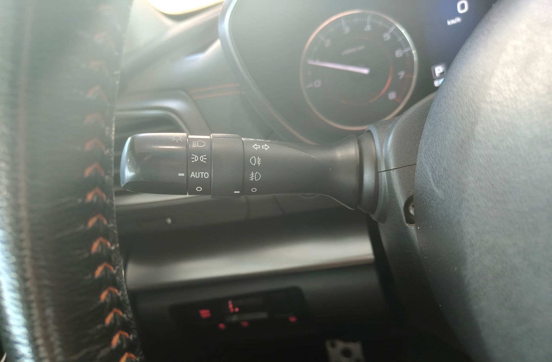 Subaru XV 2.0i Sport Plus CVT Lineartronic - foto 29