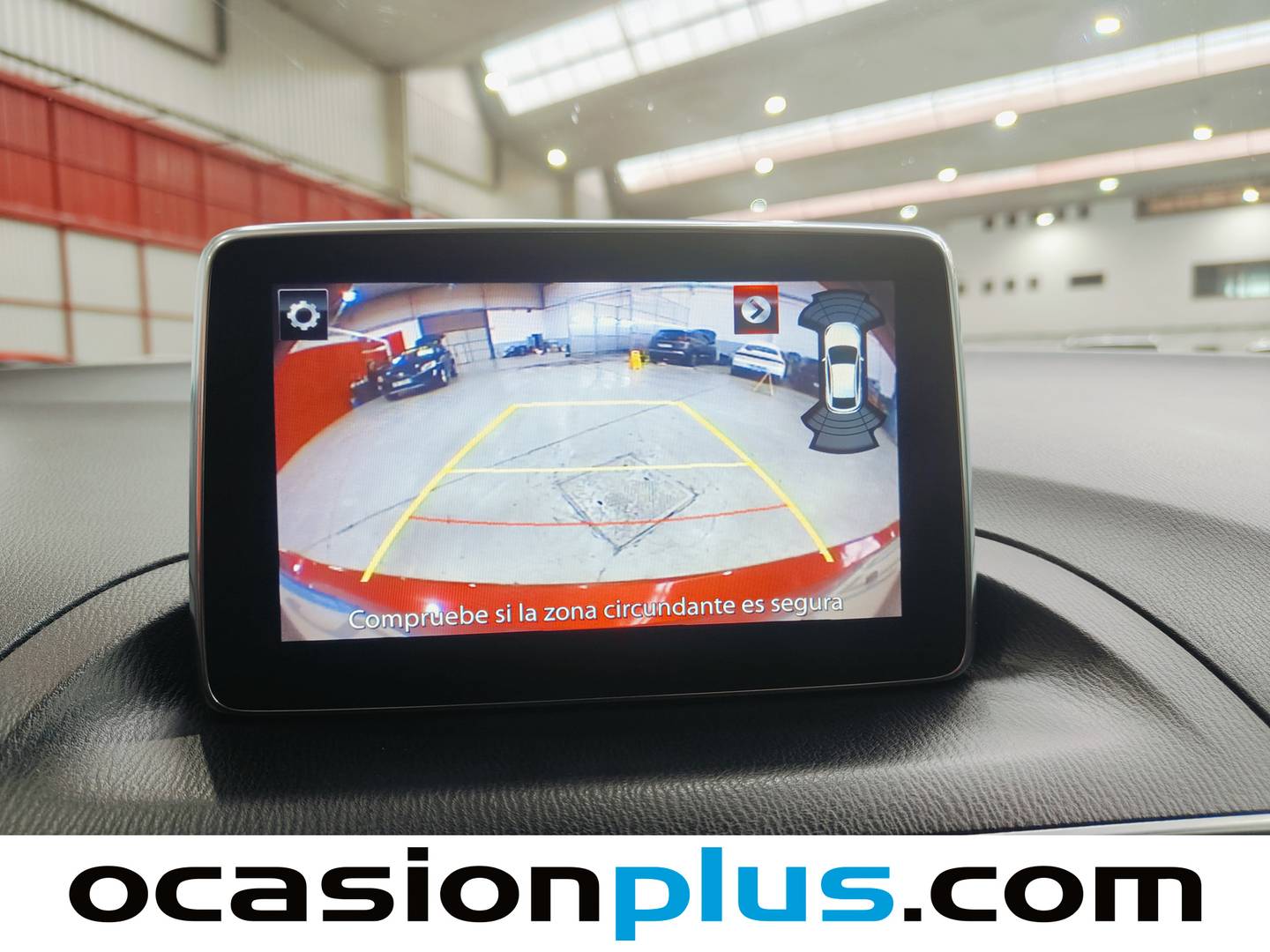 Equipamiento del Mazda Mazda3 Mazda Mazda 3 2.0 GE Luxury MT (120 CV)