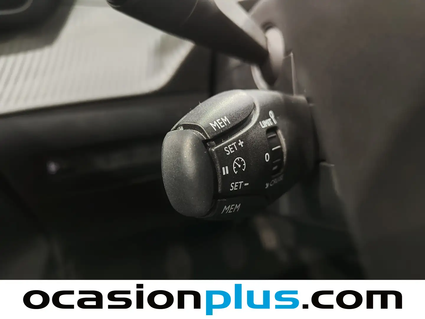 Foto Peugeot 208 Peugeot 208 PureTech 100 Allure (100 CV)