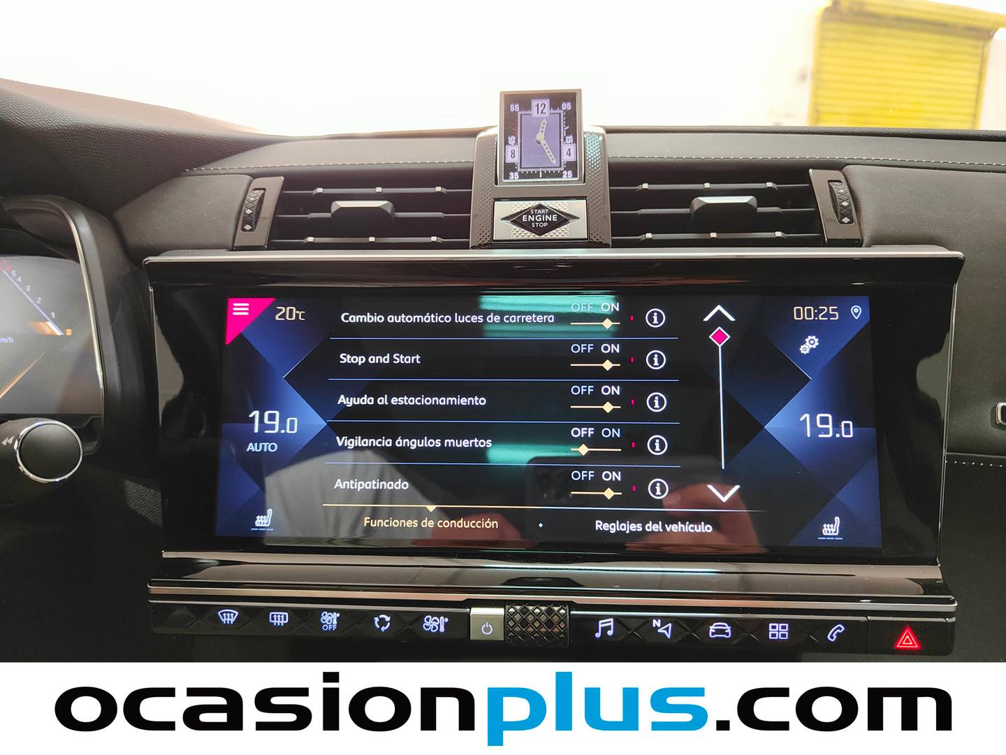 Foto DS DS 7 Crossback DS DS7 Crossback PureTech 180 Grand Chic Auto (180 CV)