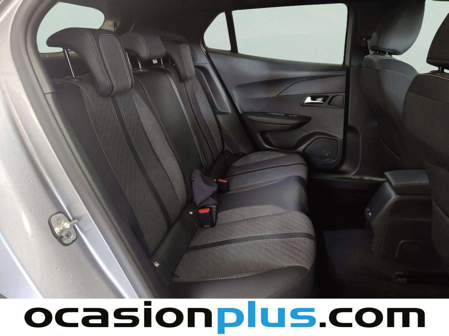 Peugeot 2008 Peugeot 2008 Allure Hybrid eDCS6 (136 CV) al mejor precio