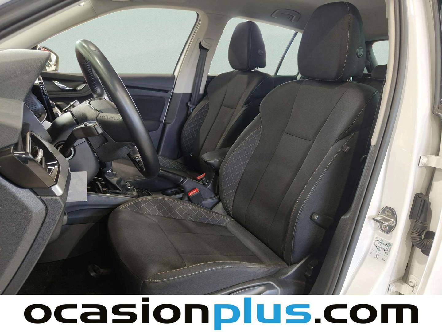 Foto asientos delanteros Skoda Kamiq Skoda Kamiq 1.0 TSI Ambition DSG (110 CV)