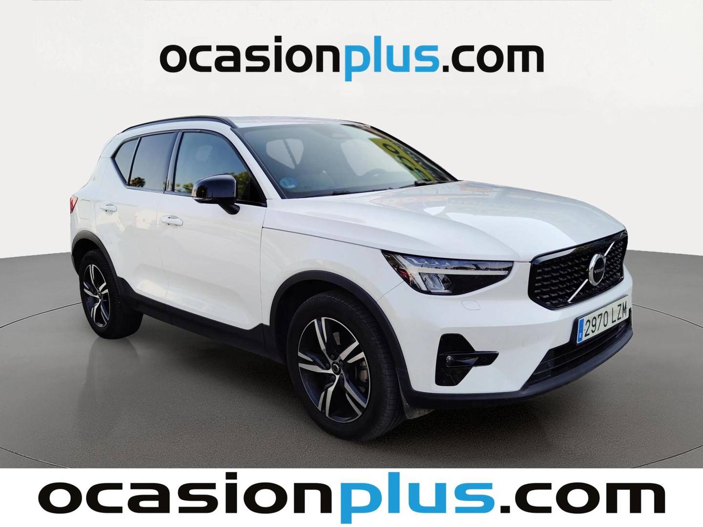 Foto delantera Volvo XC40 Volvo XC40 B3 Gasolina Mild hybrid Plus Dark Auto (163 CV) derecha