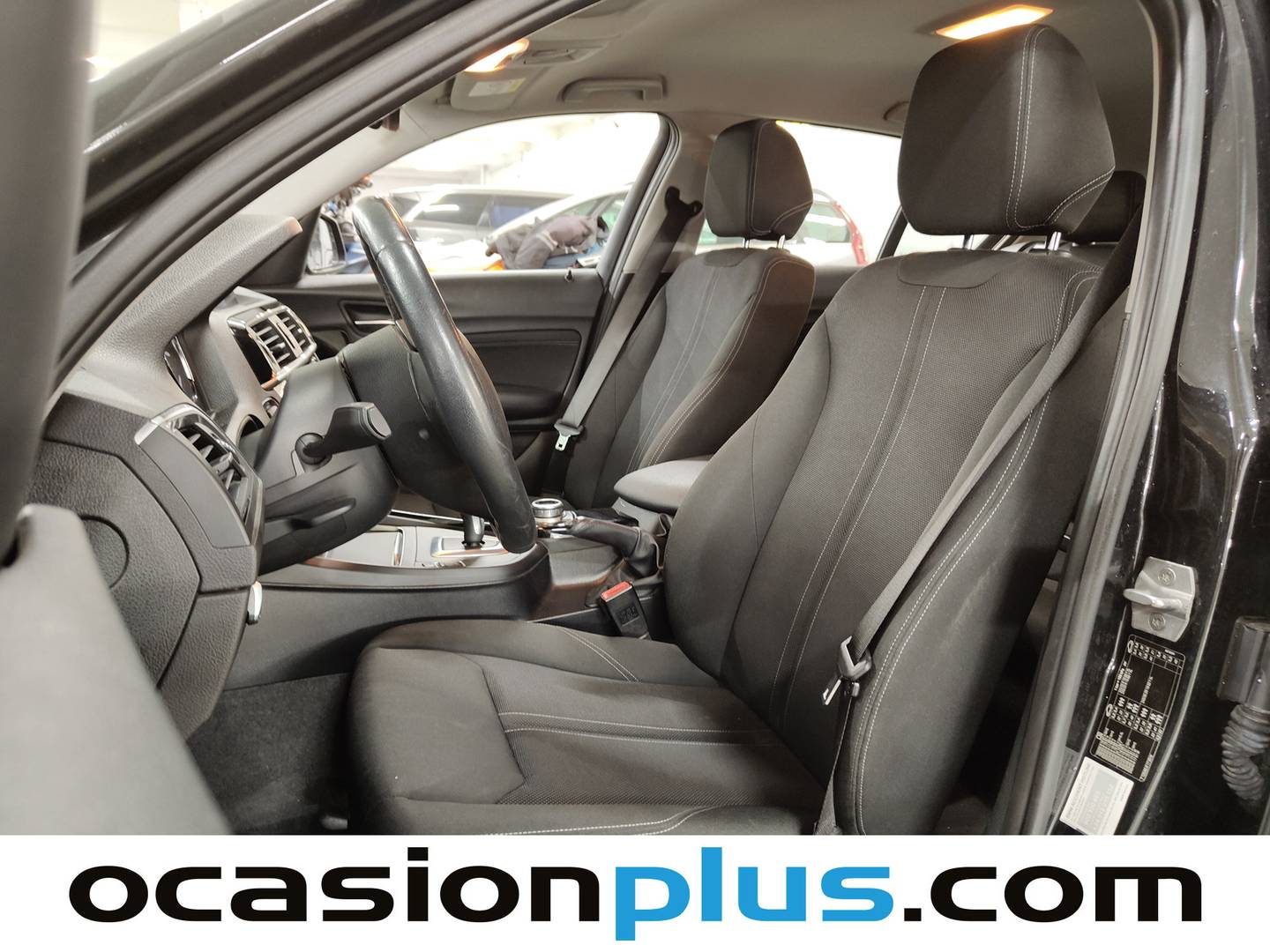 Foto asientos delanteros BMW Serie 1 BMW Serie 1 118i (136 CV)