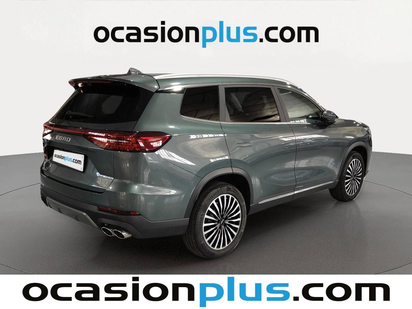 Foto trasera EBRO S800 EBRO S800 1.6 TGDI Premium DCT (147 CV) 7 Plazas derecha