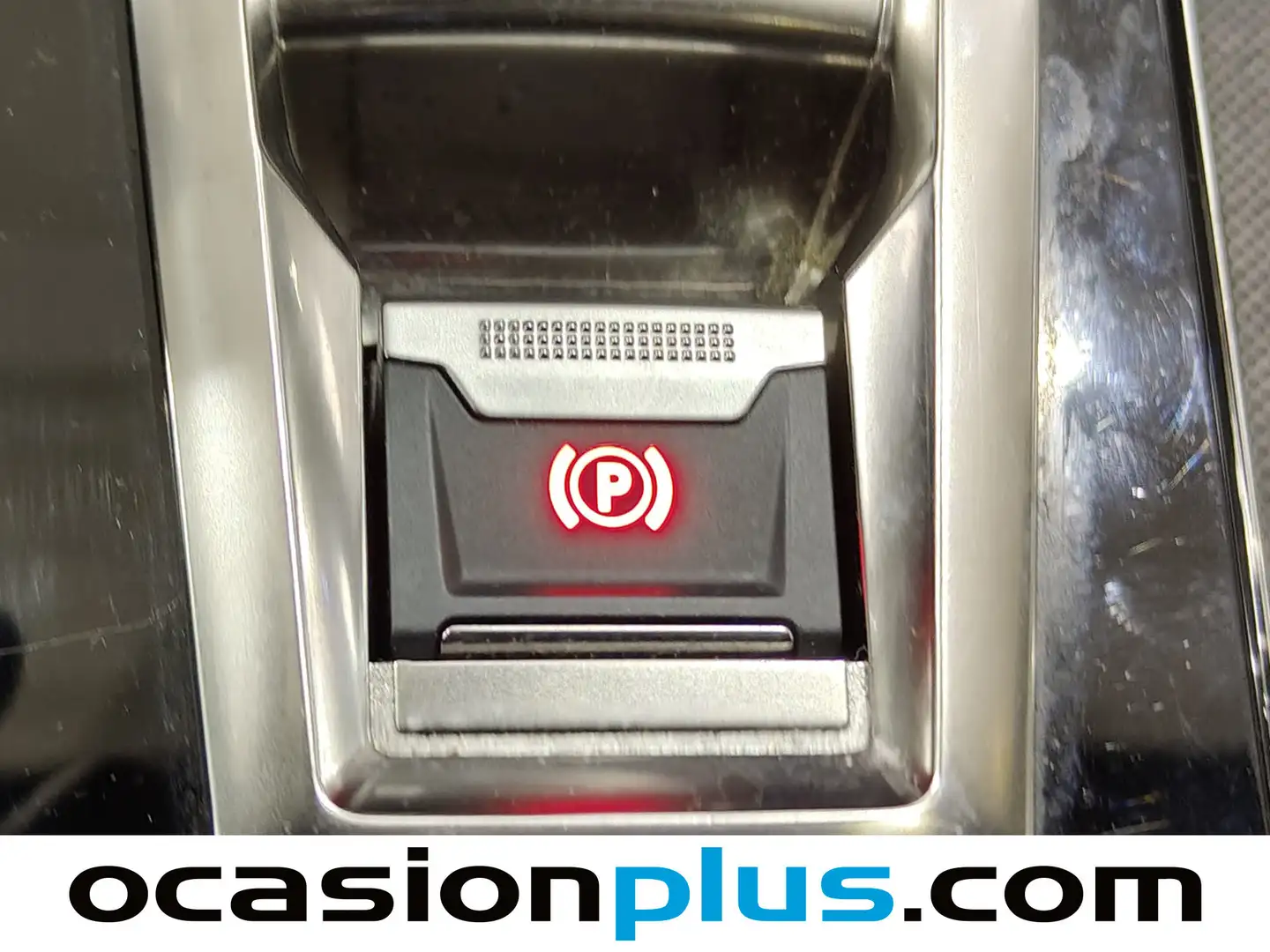 Foto Peugeot 3008 Peugeot 3008 BlueHDI 130 S&S GT Line EAT8 (130 CV)