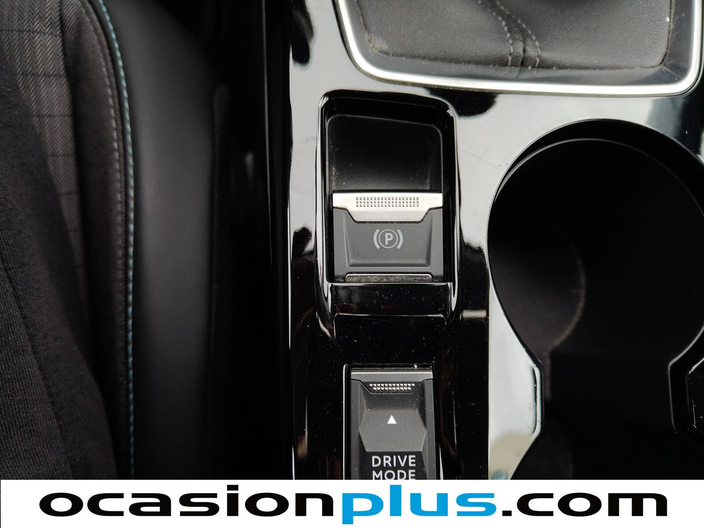 Foto Peugeot 2008 Peugeot 2008 PureTech 130 S&S Allure Pack (130 CV)