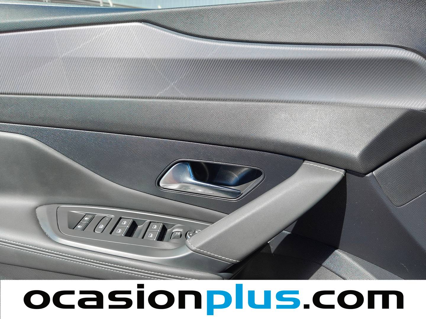 Peugeot 408 Peugeot 408 GT Puretech EAT8 (130 CV) gasolina