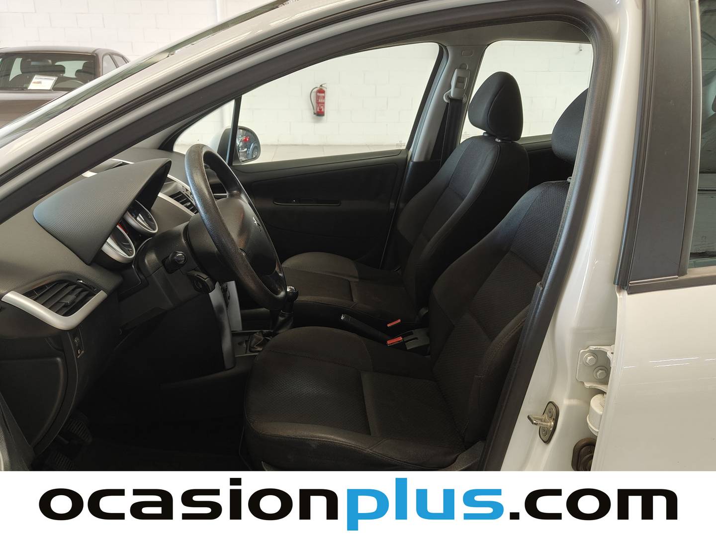 Foto asientos delanteros Peugeot 207 Peugeot 207 1.4 HDI Business Line FAP (70 CV)