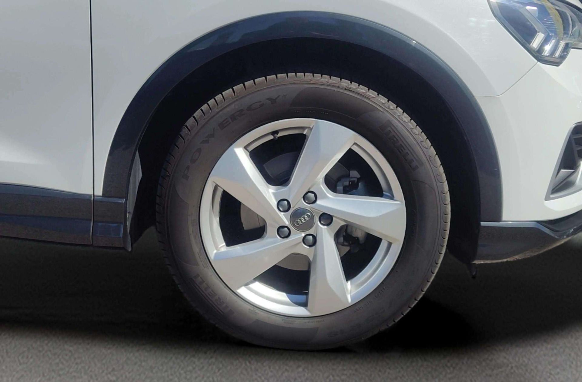 Audi Q3 Advanced 35 TFSI - foto 39
