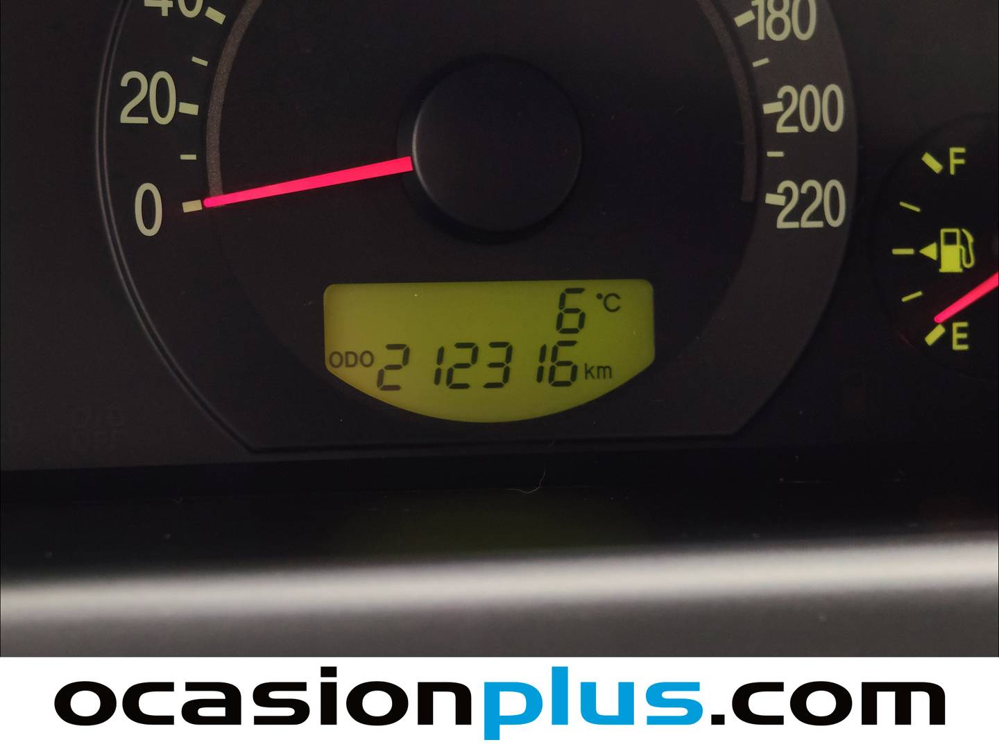 Hyundai Trajet Hyundai Trajet 2.0 16v CVVT GLS 7 Plazas 104 kW (141 CV) seminuevo