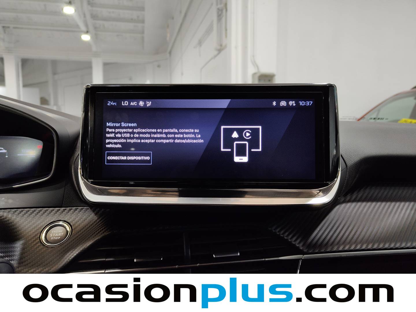 Foto Peugeot 2008 Peugeot 2008 Allure Hybrid eDCS6 (136 CV)