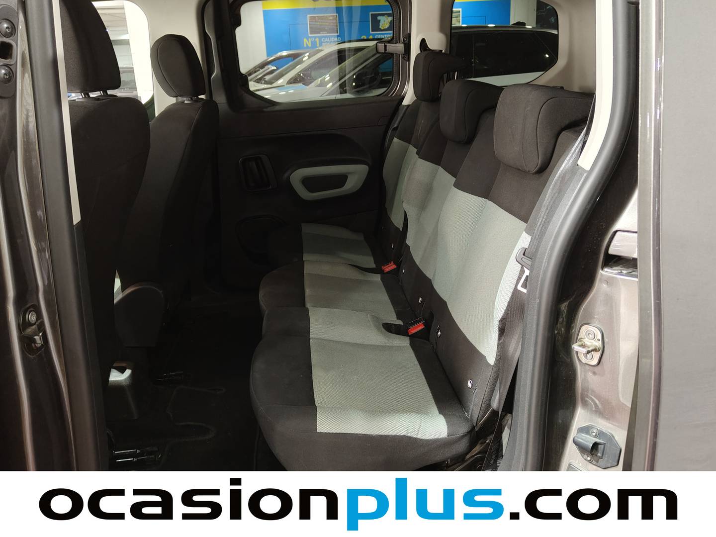 Foto asientos traseros Citroën Berlingo Citroën Berlingo BlueHDi 100 S&S Talla M Feel (102 CV)