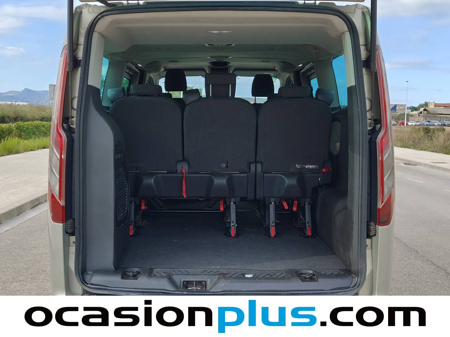 Foto Ford Tourneo Custom Ford Tourneo Custom 2.2 TDCI 300 Titanium L2 (155 CV) 8 PLAZAS