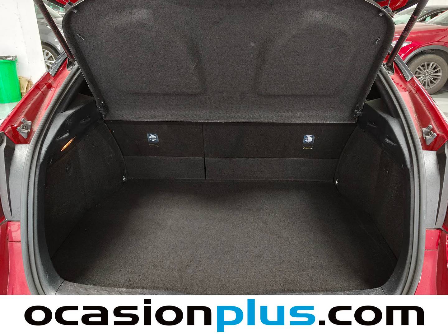 Foto Toyota C-HR Toyota C-HR 180H Advance  (184 CV)