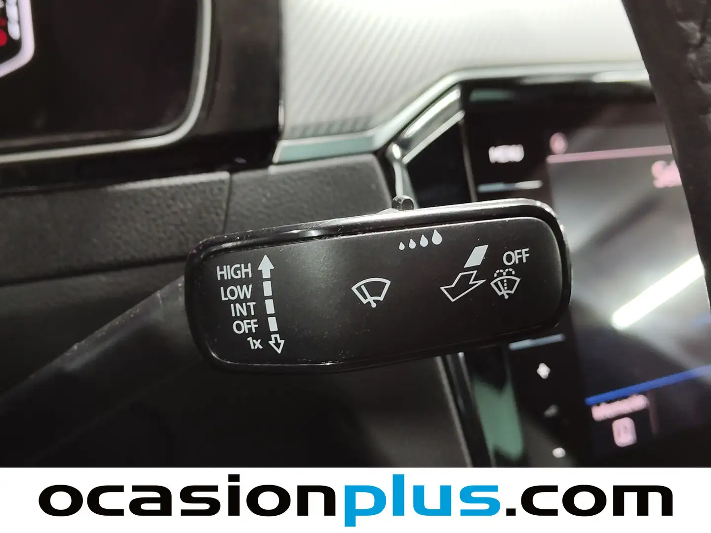 Foto Volkswagen Passat Volkswagen Passat R-Line 2.0 TDI (150 CV) DSG