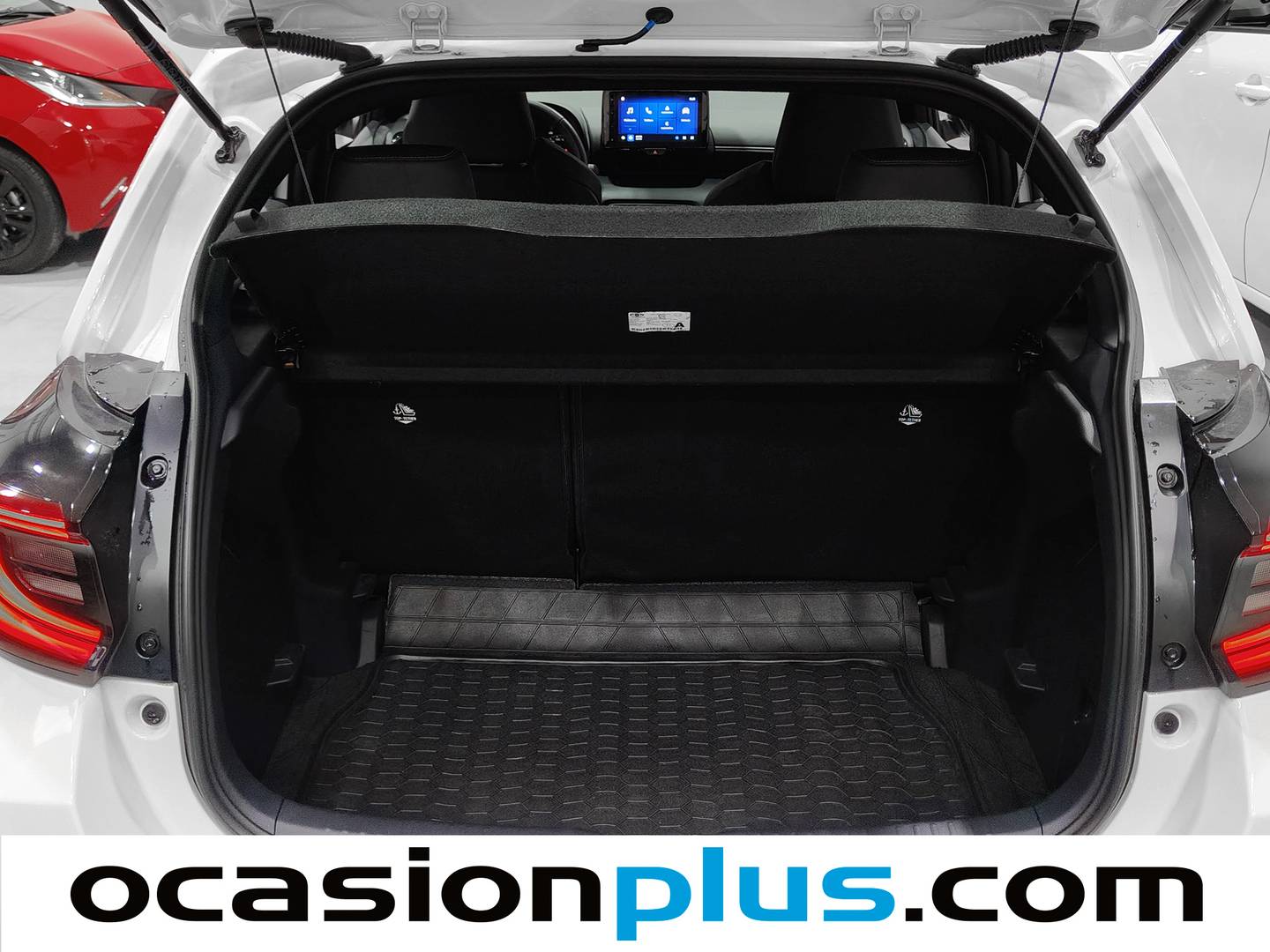 Foto Toyota Yaris Toyota Yaris 120H Style (116 CV)