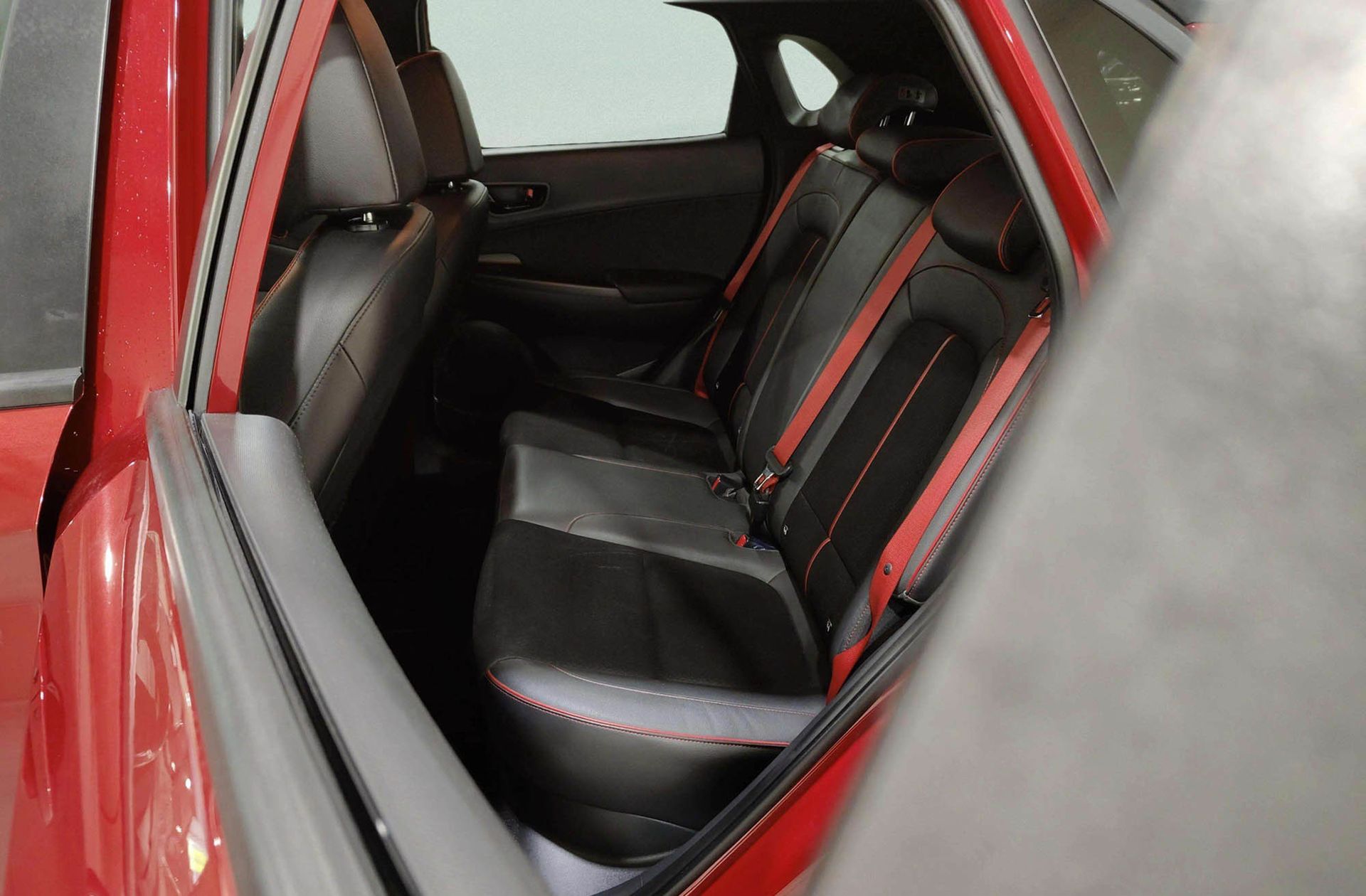 Hyundai Kona 1.0 T-GDi Tecno 4x2 AEB - foto 12