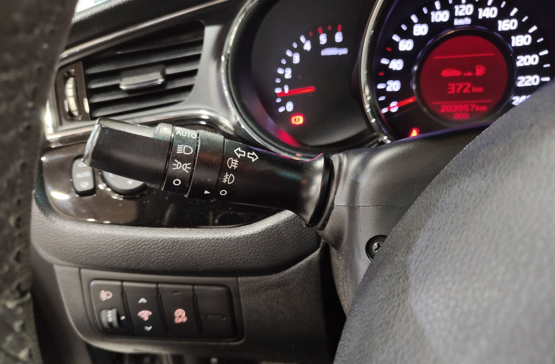 Kia Ceed 1.6 CRDi VGT x-Tech16 Eco-Dynamics - foto 20