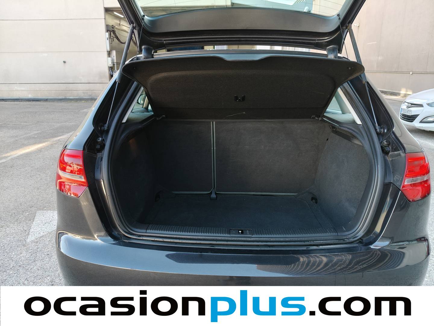 Fotos maletero Audi A3 Audi A3 Sportback Attraction 1.6 TDI (105 CV)