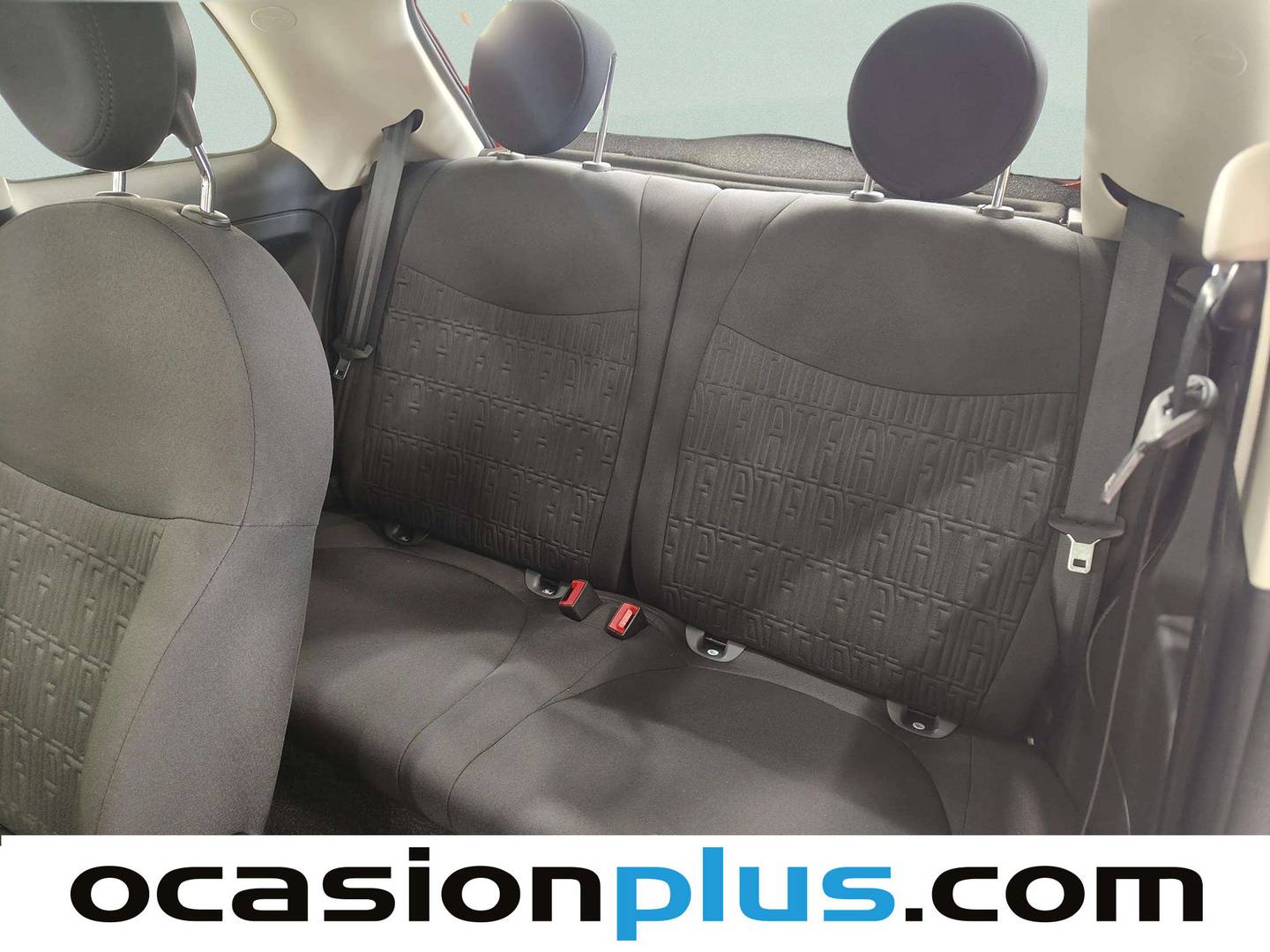 Foto asientos traseros Fiat 500 Fiat 500 1.0 Hybrid Dolcevita (70 CV)