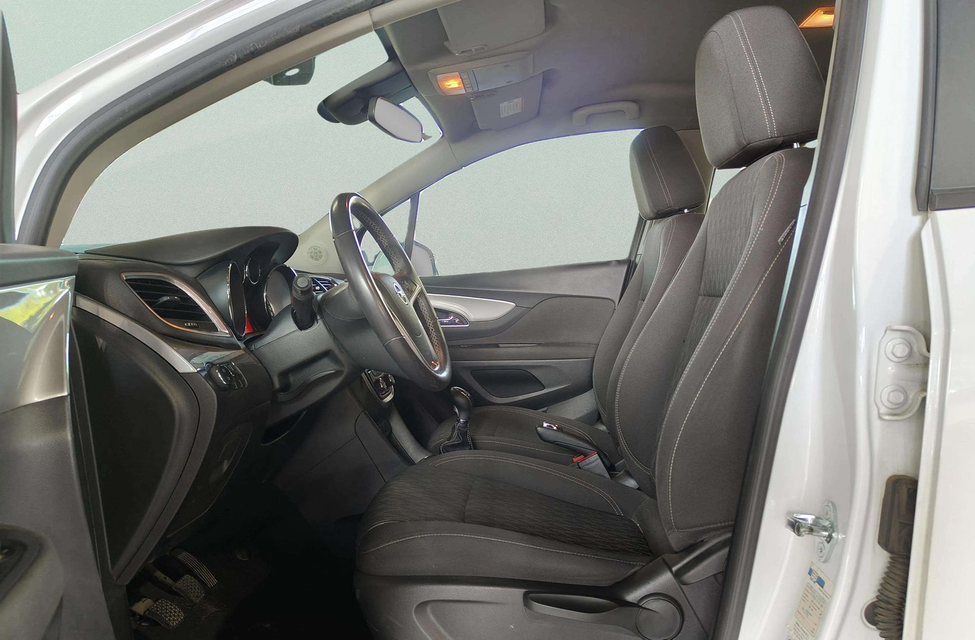 Opel Mokka 1.7 CDTi Selective 4x2 - foto 10