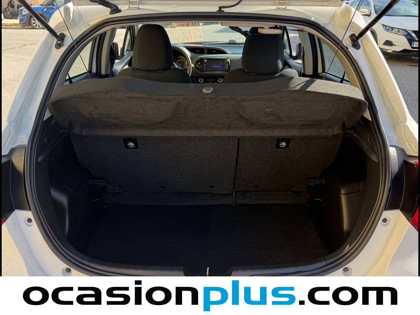 Fotos maletero Toyota Yaris Toyota Yaris 1.5 100H Active (100 CV)
