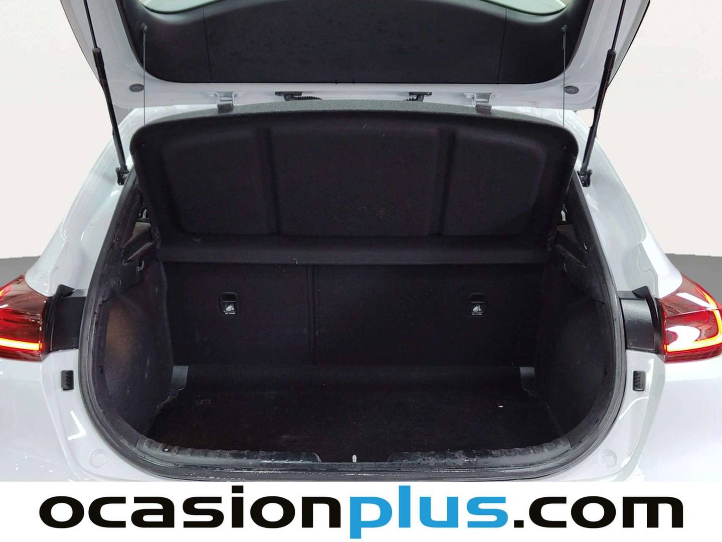 Fotos maletero KIA XCeed KIA XCeed 1.6 MHEV Tech DCT (136 CV)