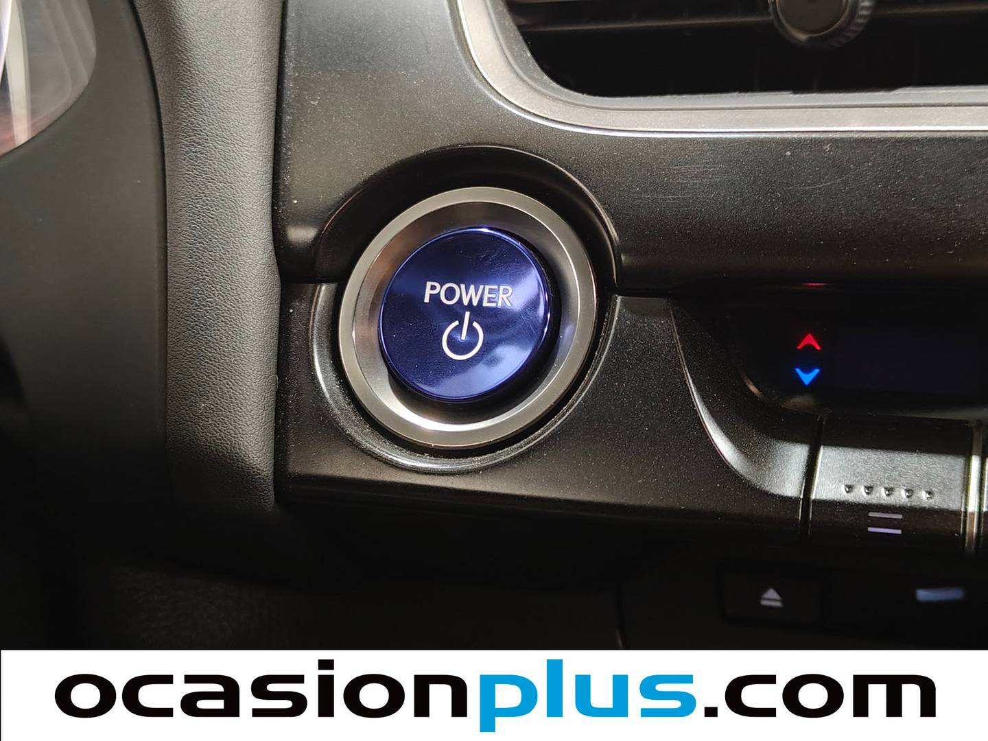 Accesorios del Lexus UX Lexus UX 250h Business 2WD (184 CV)