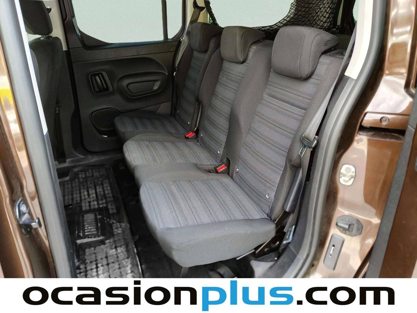 Foto asientos traseros Opel Combo Life Opel Combo Life 1.5 TD S&S Selective XL (130 CV)