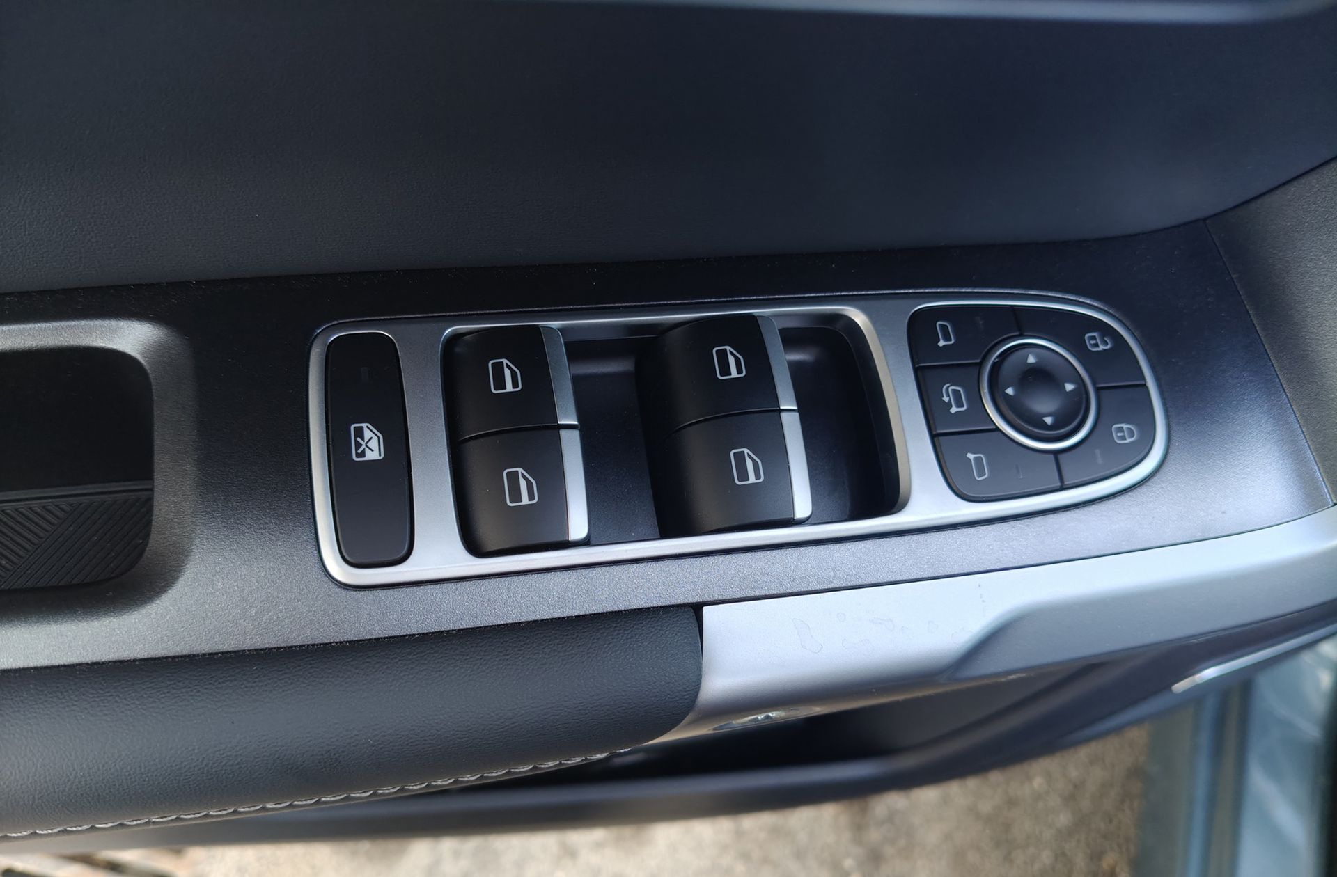 Jaecoo 7 1.5 T-GDi PHEV +1DHT Select FWD - foto 21
