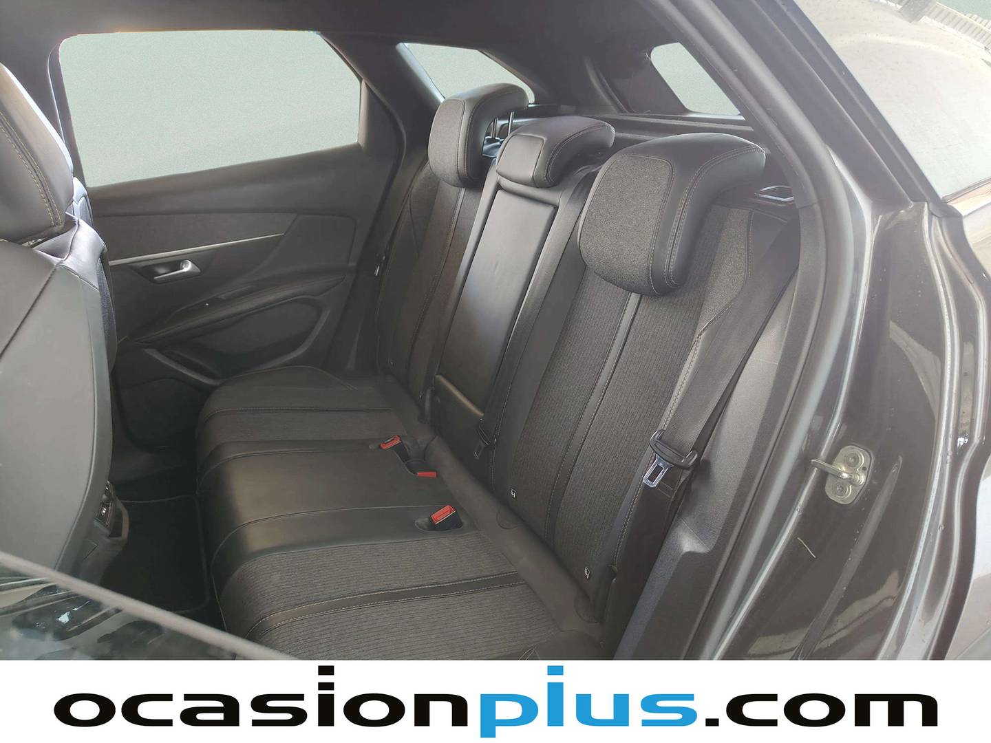 Foto asientos traseros Peugeot 3008 Peugeot 3008 BlueHDi 150 S&S GT Line (150 CV)