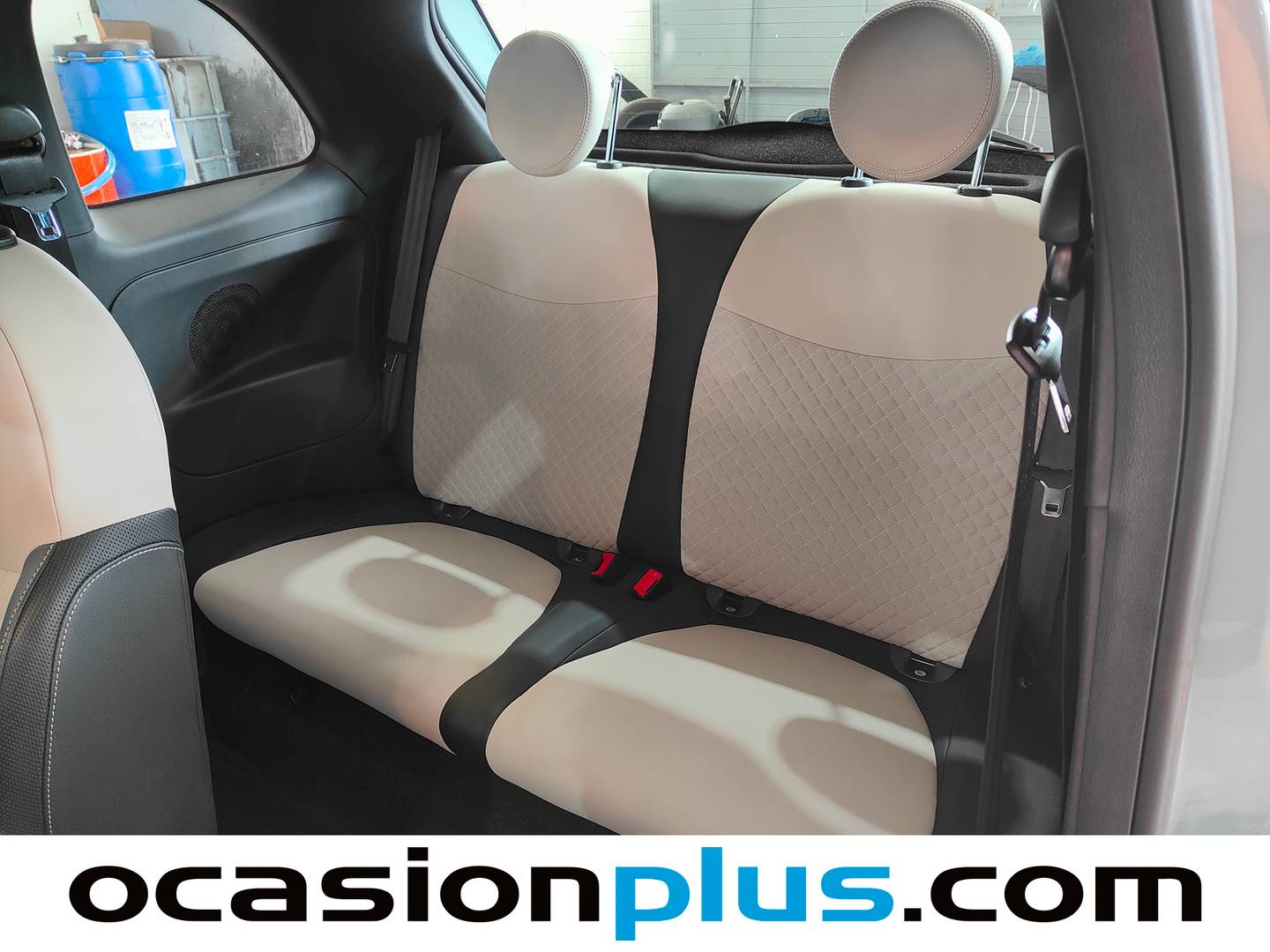 Foto asientos traseros Fiat 500 Fiat 500 1.0 Hybrid Dolcevita 51 kW (70 CV)