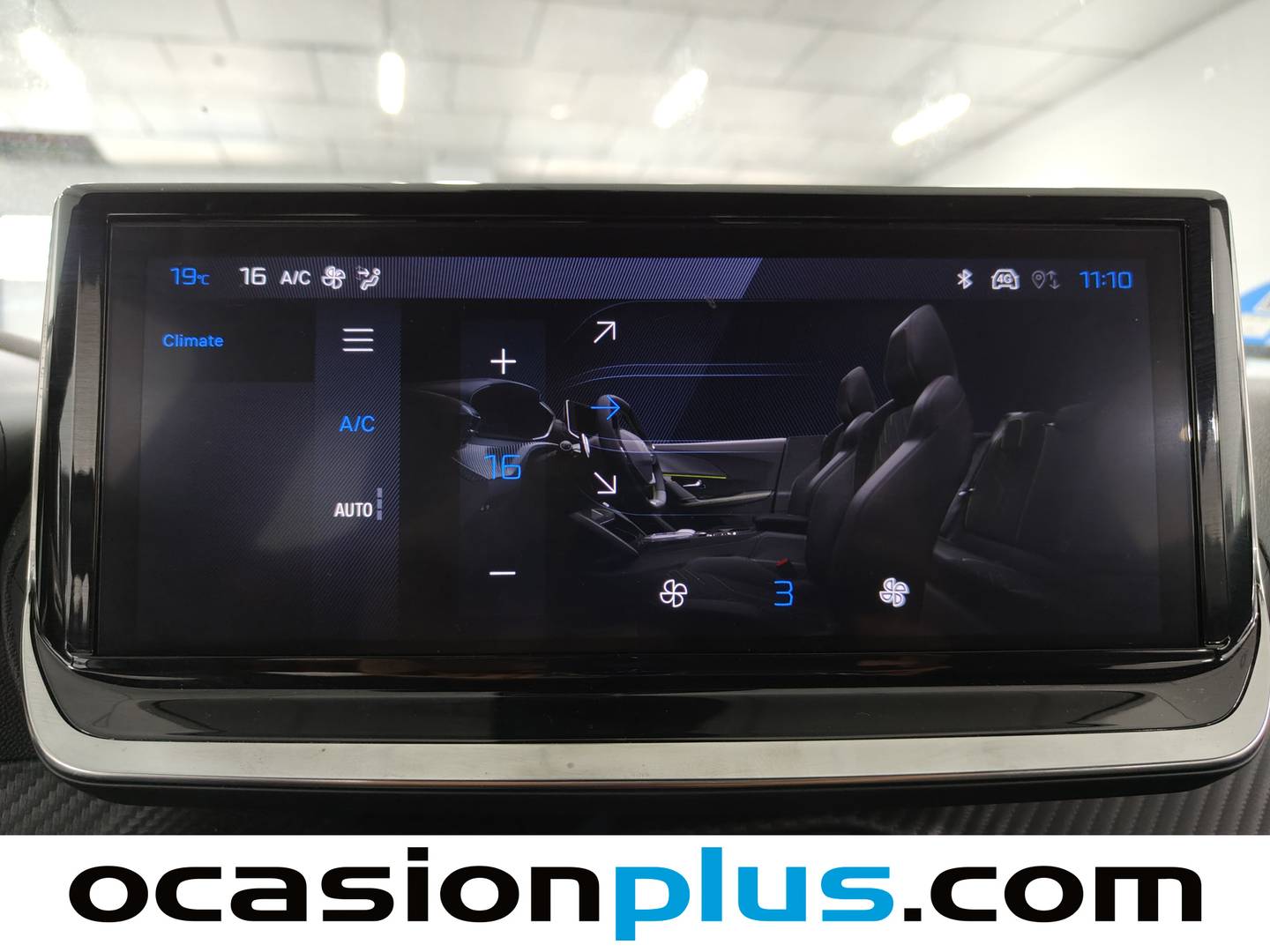 Foto Peugeot 2008 Peugeot 2008 Allure Hybrid eDCS6 (136 CV)