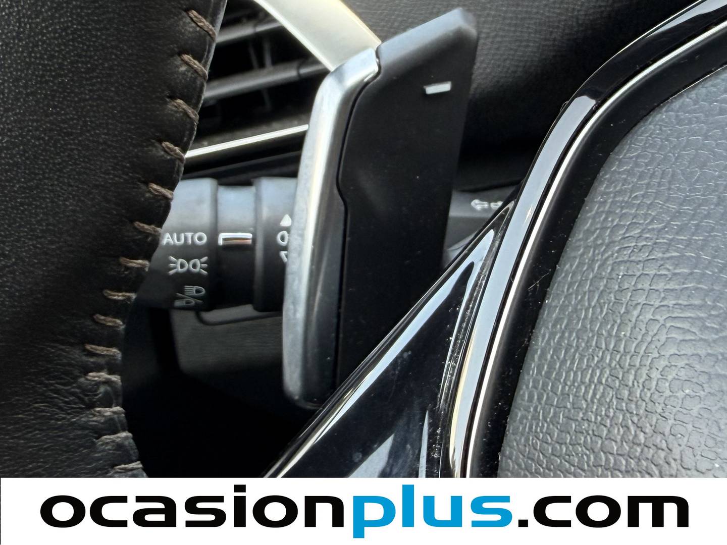 Peugeot 5008 Hybrid Peugeot 5008 Hybrid 1.2 Allure Pack eDCS6 (136 CV) 7 Plazas seminuevo