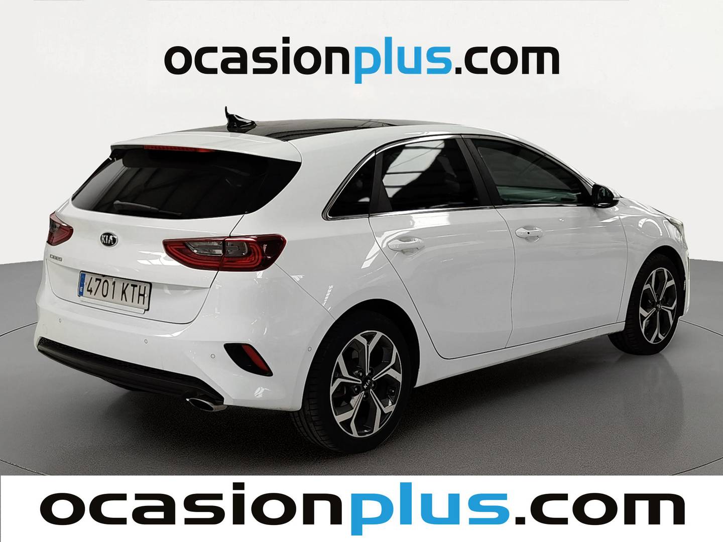 Foto trasera KIA Ceed KIA Ceed 1.4 T-GDi Launch Edition DCT (140 CV) derecha