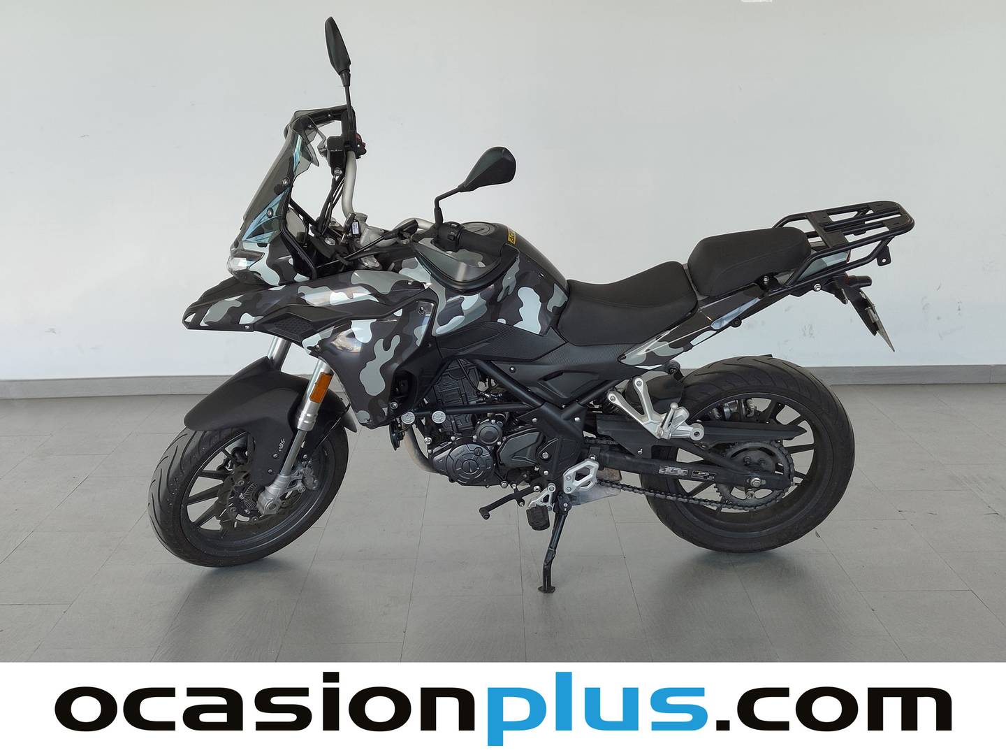 Benelli TRK 251 Benelli TRK 251 (26 CV) gasolina