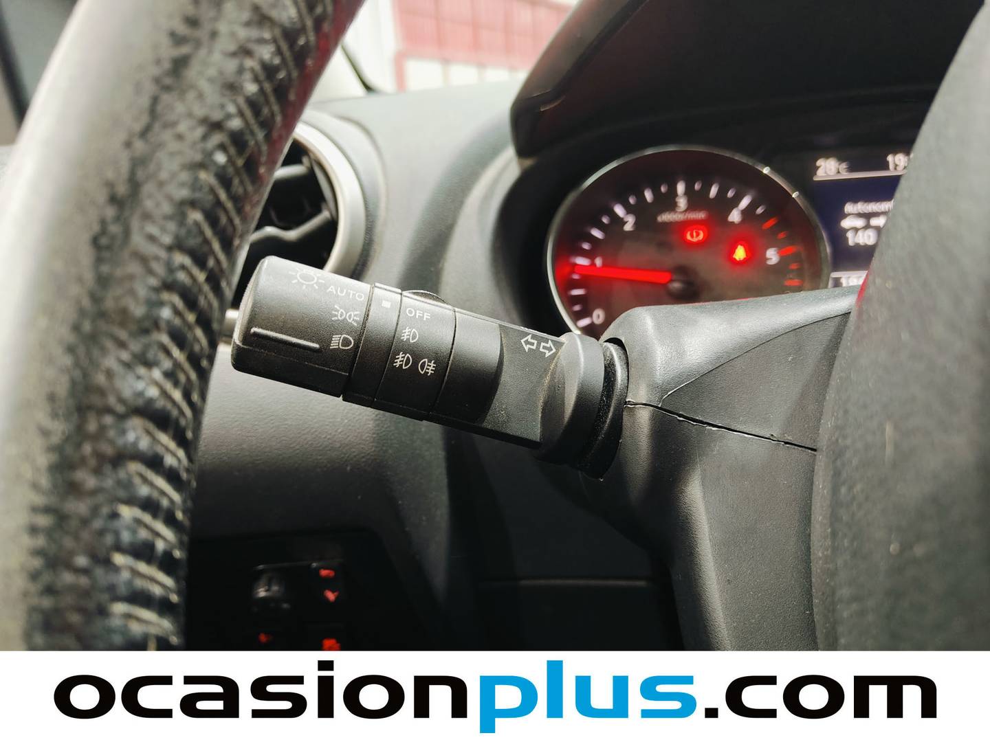 Equipamiento del Nissan QASHQAI Nissan Qashqai dCi 105 Acenta 4x2 (106 CV)